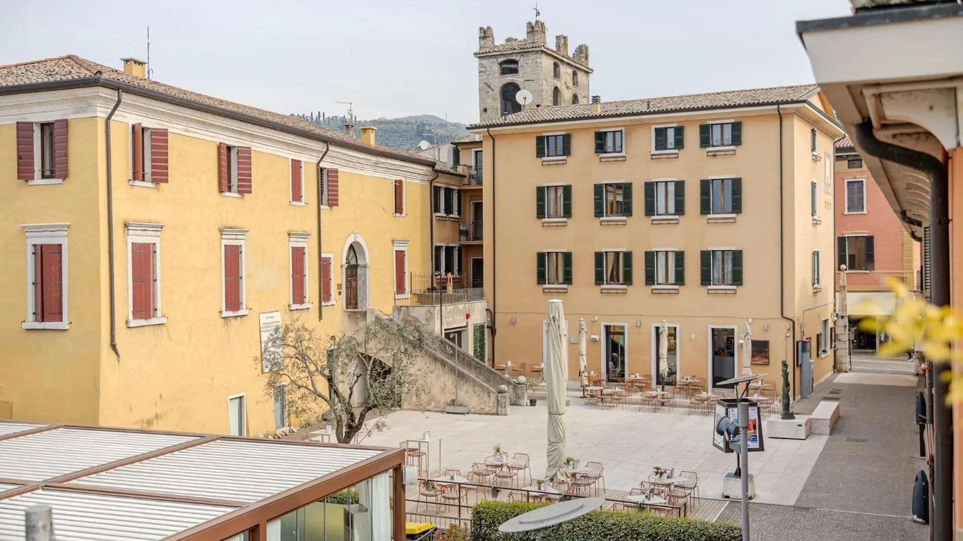 Hotel Alla Torre Garda   Garda (Verona)