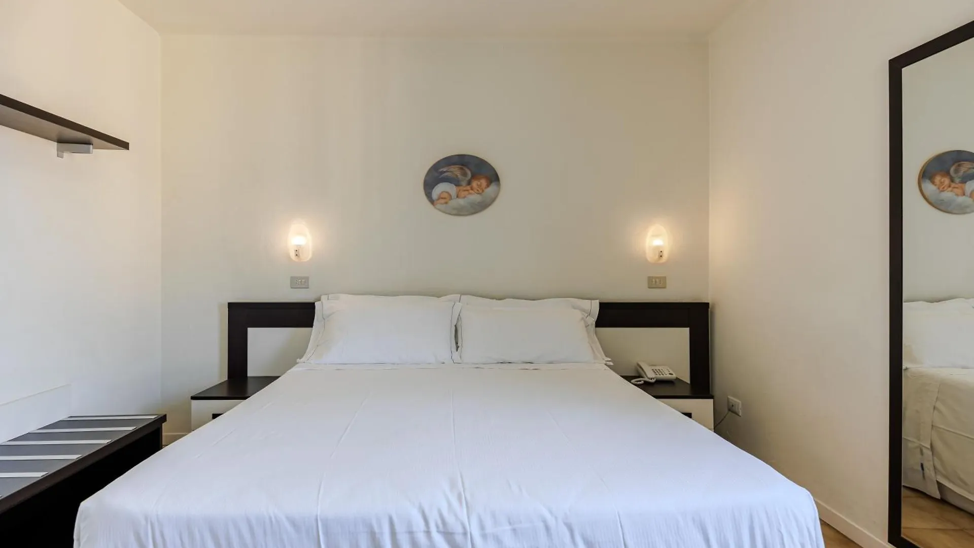 Hotel Alla Torre Garda