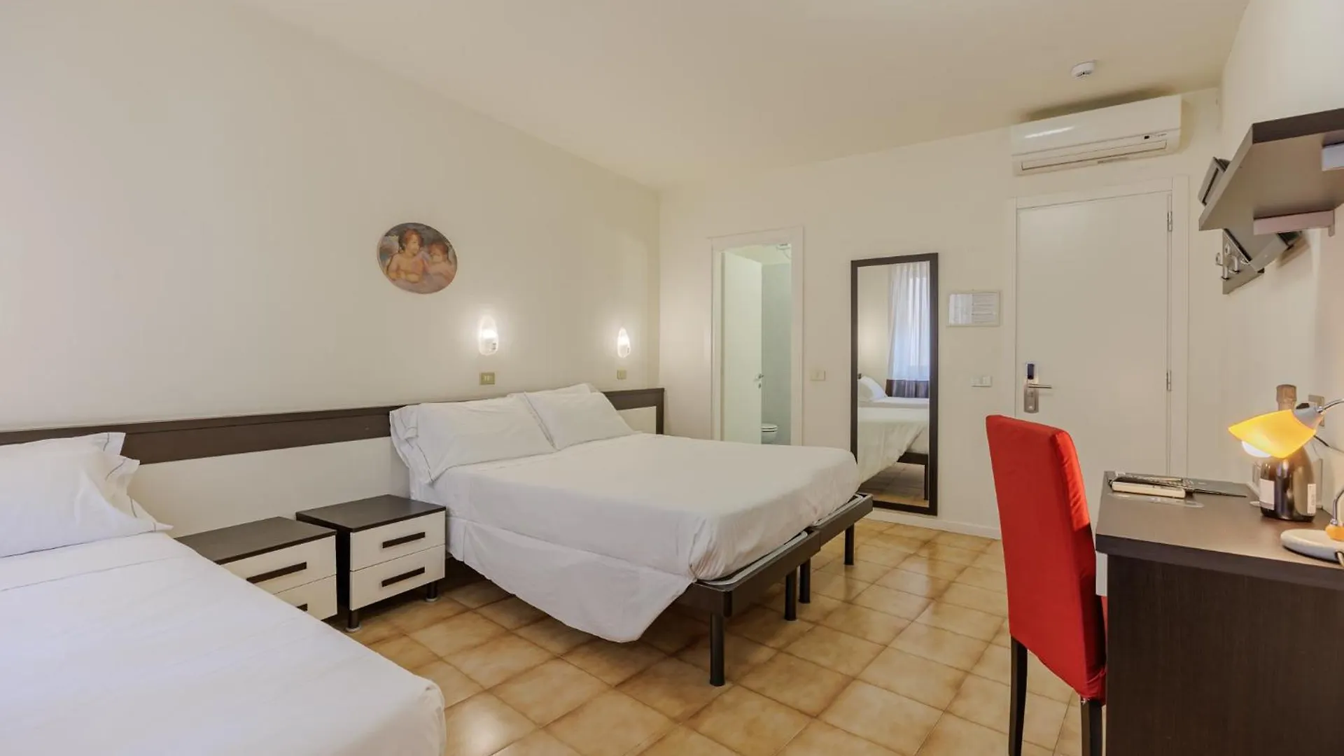 Hotel Alla Torre Garda
