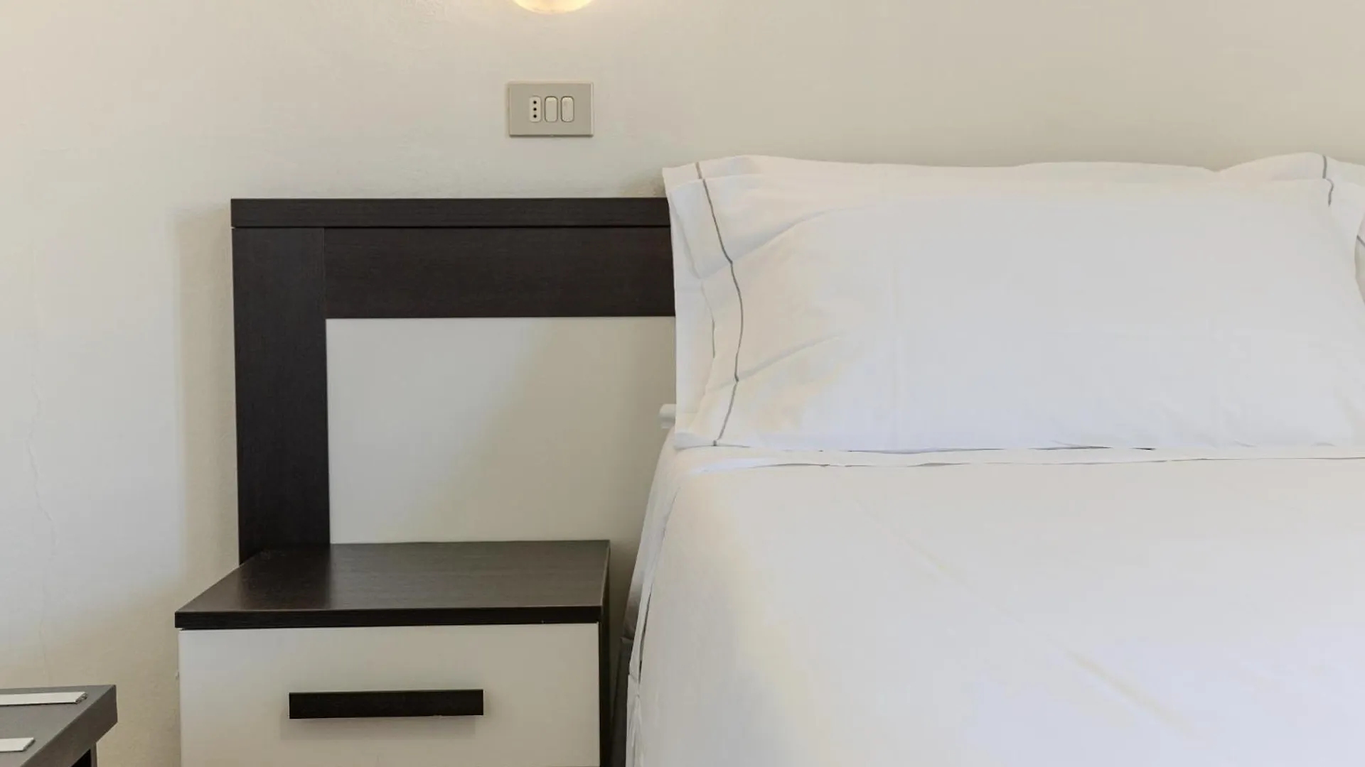 Hotel Alla Torre Garda