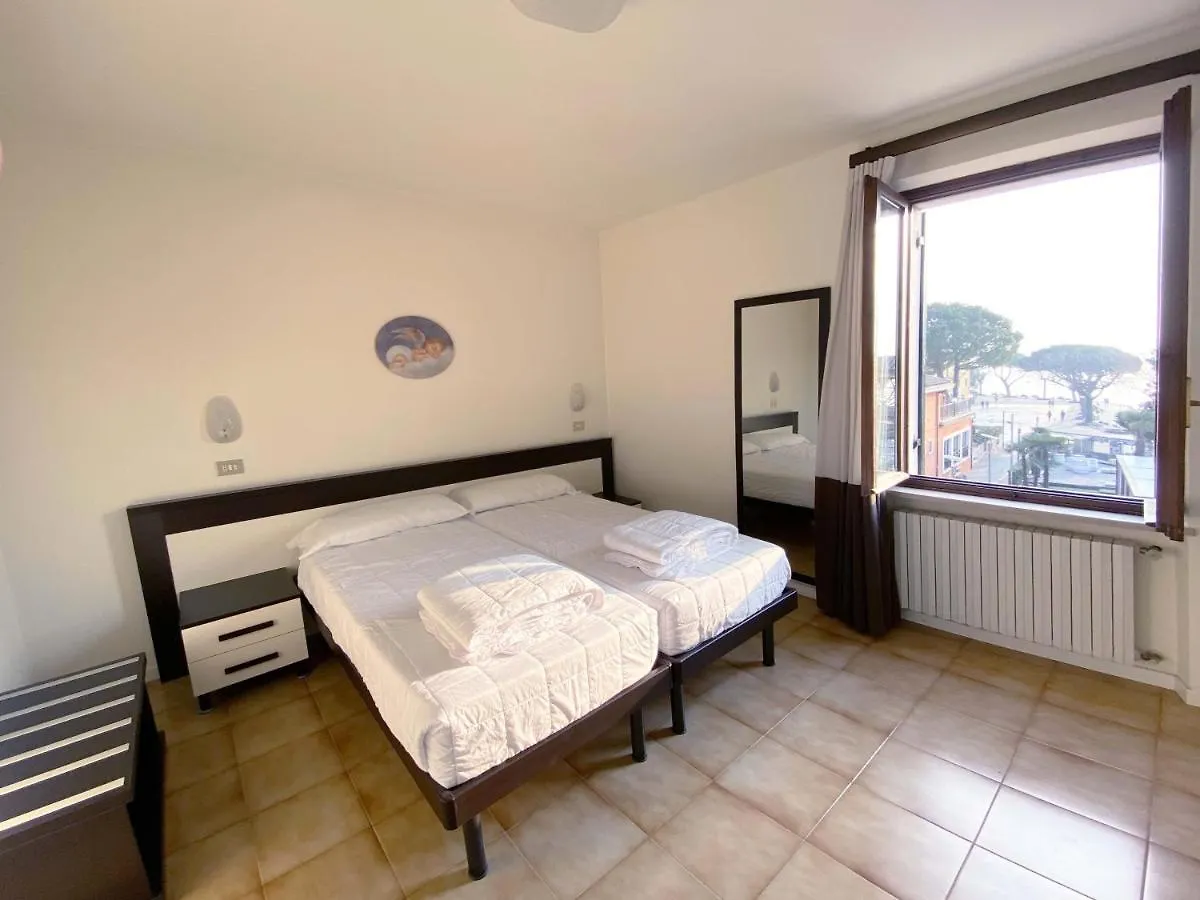 Hotel Alla Torre Garda  3*, Garda (Verona)
