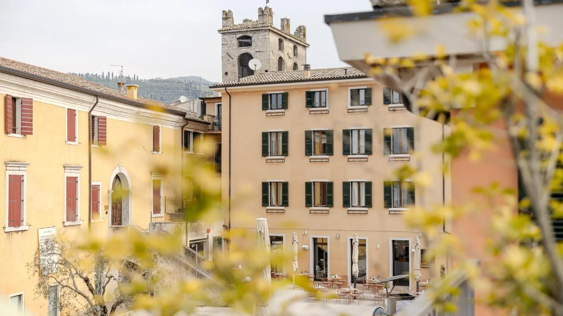 Hotel Alla Torre Garda  Garda (Verona)