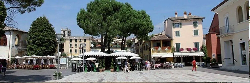 Hotel Alla Torre Garda